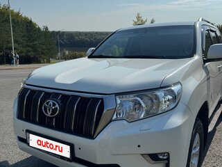 2021 Toyota Land Cruiser Prado 150 Series Рестайлинг 3, белый, 4299000 рублей, вид 1