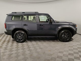 2026 Toyota Land Cruiser Prado 250 Series, серый, 11990000 рублей, вид 4