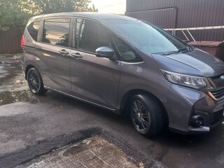 2019 Honda Freed II, серый, 1750000 рублей, вид 5