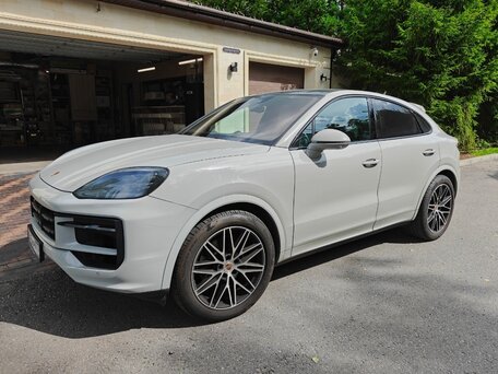 2024 Porsche Cayenne Coupé III Рестайлинг, коричневый, 14000000 рублей, вид 3