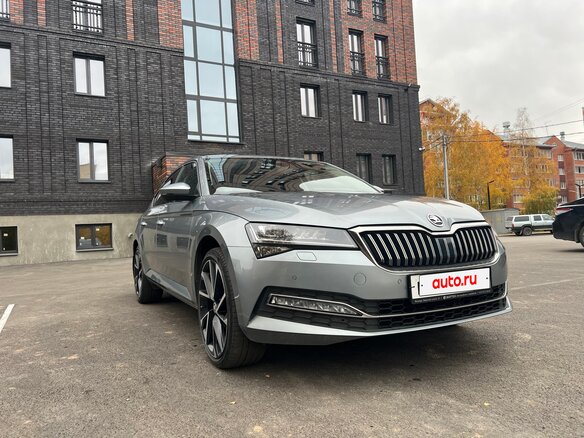 2019 Skoda Superb III Рестайлинг, серый, 2500000 рублей - вид 23