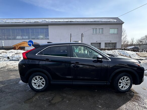 2018 Mitsubishi Eclipse Cross I, чёрный, 1890000 рублей - вид 3