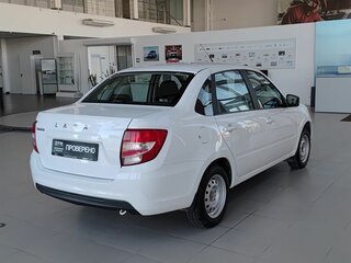 2024 Lada (ВАЗ) Granta I Рестайлинг, белый, 899000 рублей, вид 5