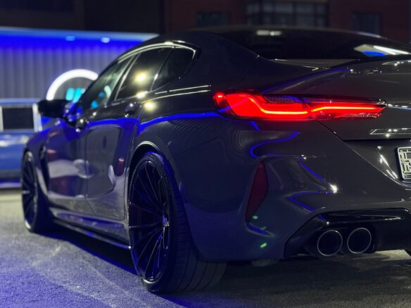 2021 BMW M8 Gran Coupe Competition I (F91/F92/F93), серый, 11500000 рублей - вид 3