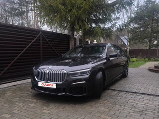 2019 BMW 7 серии 740d xDrive VI (G11/G12) Рестайлинг, чёрный, 6500000 рублей, вид 1