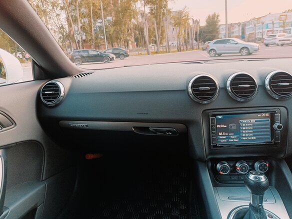 2012 Audi TT II (8J) Рестайлинг, белый, 1600000 рублей - вид 27
