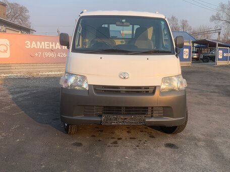 2016 Toyota Dyna, белый, 1760000 рублей, вид 3