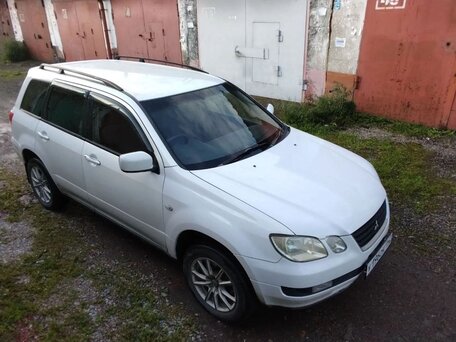 2002 Mitsubishi Airtrek I, белый, 620000 рублей, вид 5