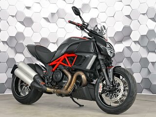 Ducati Diavel Carbon