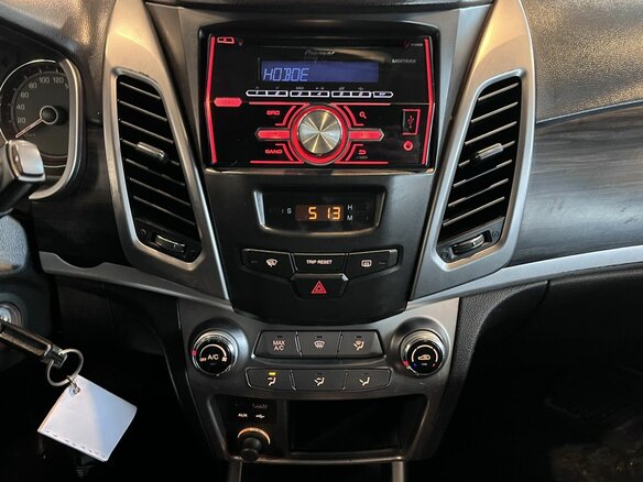 2014 SsangYong Actyon II Рестайлинг, серый, 826000 рублей - вид 12