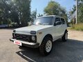 2011 Lada (ВАЗ) 2121 (4x4) I Рестайлинг, белый - вид 2