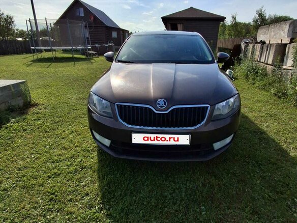 2015 Skoda Octavia III (A7), коричневый, 1000000 рублей