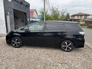 2013 Toyota Wish II Рестайлинг, чёрный, 1550000 рублей, вид 2