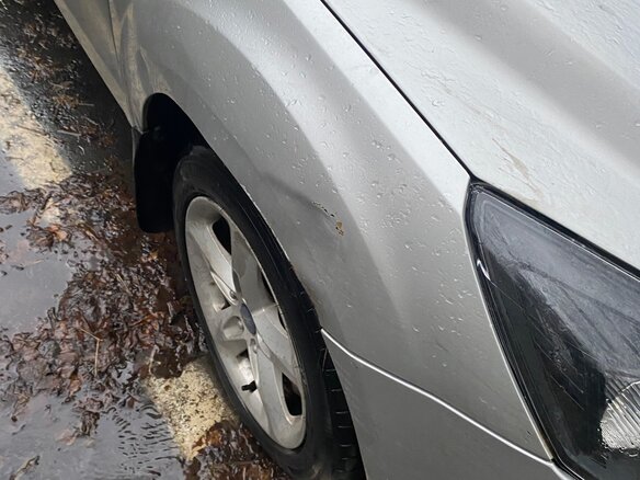 2010 Ford Focus II Рестайлинг, серебристый, 600000 рублей - вид 11