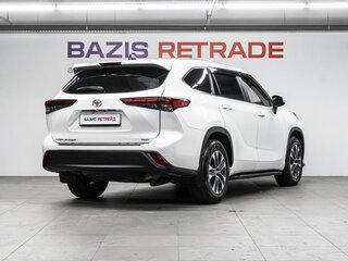 2022 Toyota Highlander IV (XU70), белый, 5979000 рублей, вид 5