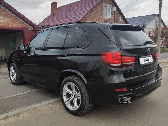 2018 BMW X5 30d III (F15), чёрный, 4550000 рублей - вид 3