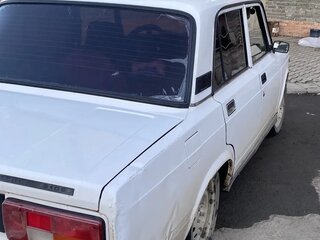 2007 Lada (ВАЗ) 2105, белый, 90000 рублей, вид 4
