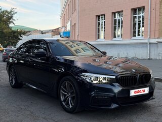 2019 BMW 5 серии 520d xDrive VII (G30/G31/G38), чёрный, 3550000 рублей, вид 3
