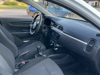2020 Kia Rio IV, белый, 1200000 рублей, вид 5