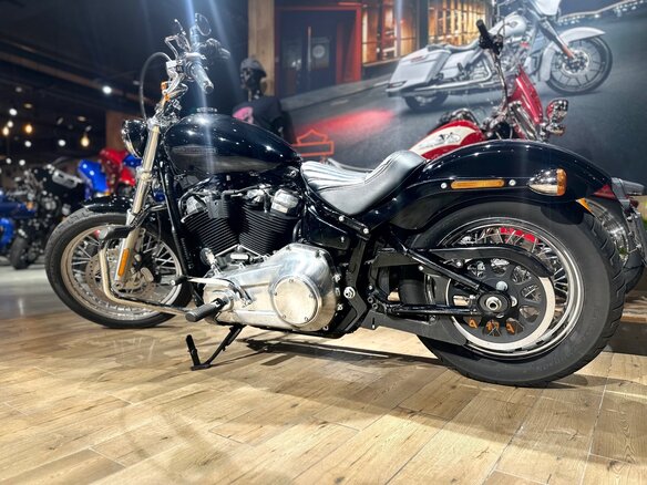 2021 Harley-Davidson Softail Standard, чёрный, 1850000 рублей - вид 5