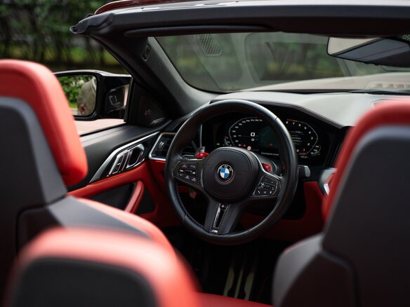 2023 BMW M4 Competition Package G82/G83, красный, 10900000 рублей - вид 19