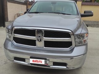 2023 Ram 1500 Quad Cab IV (DS/DJ), серебристый, 3900000 рублей, вид 1