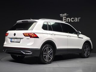 2022 Volkswagen Tiguan II Рестайлинг, белый, 2576000 рублей, вид 3