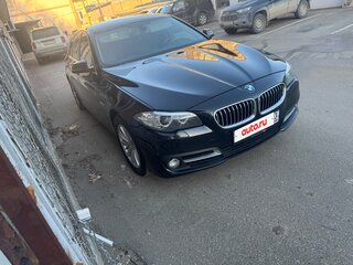 2014 BMW 5 серии 520i VI (F10/F11/F07) Рестайлинг, чёрный, 2200000 рублей, вид 3