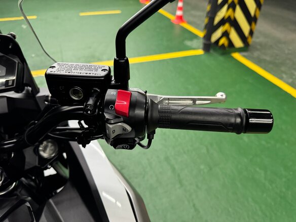 2017 Honda NC 750X, белый, 875000 рублей - вид 14