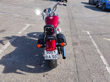 2004 Honda VT 1100, красный, 530000 рублей, вид 4