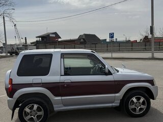 2009 Mitsubishi Pajero Mini II, серый, 550000 рублей, вид 2