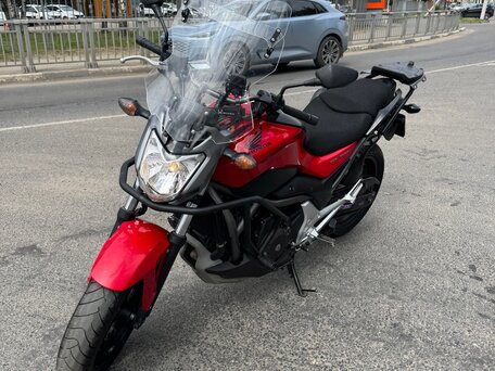2013 Honda NC 700S, красный, 580000 рублей, вид 3
