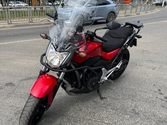 2013 Honda NC 700S, красный, 580000 рублей - вид 2