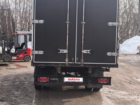 2011 Iveco Daily, красный, 1200000 рублей, вид 4