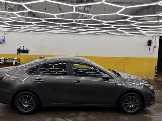 2021 Kia Cerato IV, серый, 1600000 рублей, вид 4