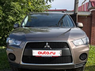 2012 Mitsubishi Outlander II Рестайлинг, коричневый, 1550000 рублей, вид 1