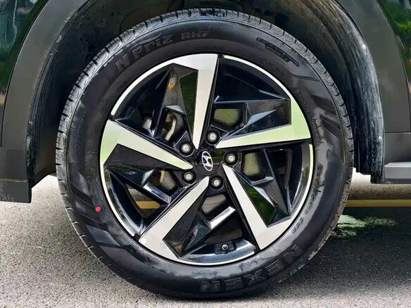 2022 Hyundai ix35 II Рестайлинг, чёрный, 1675004 рублей - вид 35