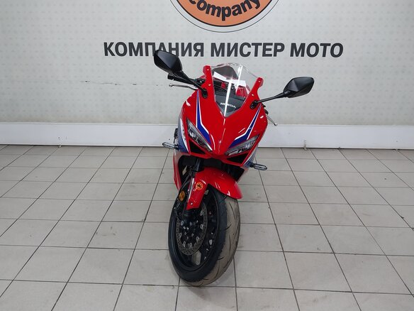 2024 Honda CBR 650R, красный, 1250000 рублей - вид 2