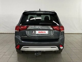 2022 Mitsubishi Outlander III Рестайлинг 3, серый, 3800000 рублей, вид 4