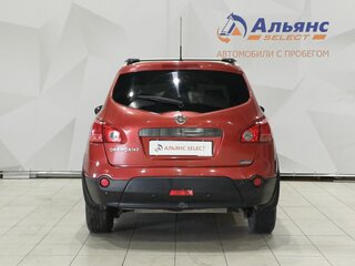 2008 Nissan Qashqai+2 I, красный, 830000 рублей, вид 4