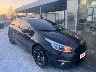 2015 Kia Ceed II Рестайлинг, чёрный, 1100000 рублей, вид 3