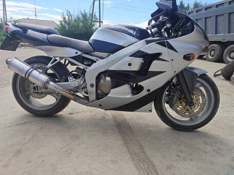 2000 Kawasaki ZX-6R Ninja, чёрный, 480000 рублей, вид 3