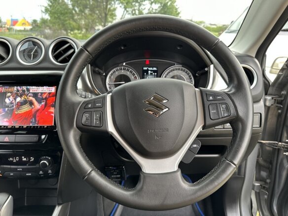 2020 Suzuki Escudo IV Рестайлинг, серебристый, 1419000 рублей - вид 8
