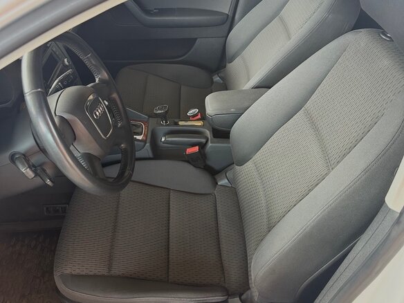 2012 Audi A3 II (8P) Рестайлинг 2, белый - вид 9