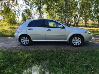 2007 Chevrolet Lacetti I, серебристый, 360000 рублей, вид 2