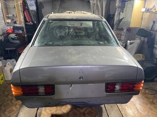 1991 Mercedes-Benz 190 (W201), серый, 250000 рублей, вид 4