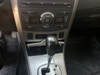 2008 Toyota Corolla X (E140, E150), чёрный, 900000 рублей, вид 4