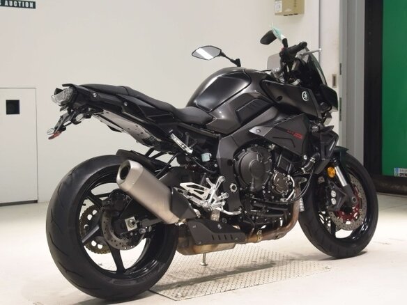 2018 Yamaha MT-10, чёрный, 1102000 рублей - вид 4
