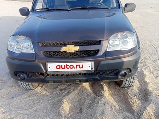 2011 Chevrolet Niva I Рестайлинг, коричневый, 500000 рублей, вид 2