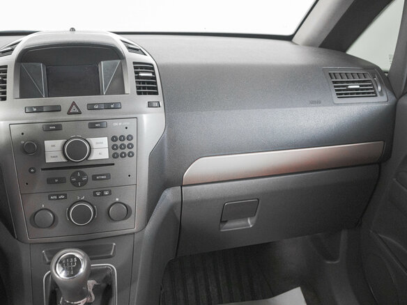 2005 Opel Zafira B, чёрный - вид 13